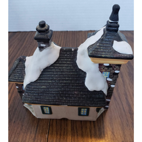 Home Accents Holiday Ceramic Small Town Post Office - Picture 6 of 10